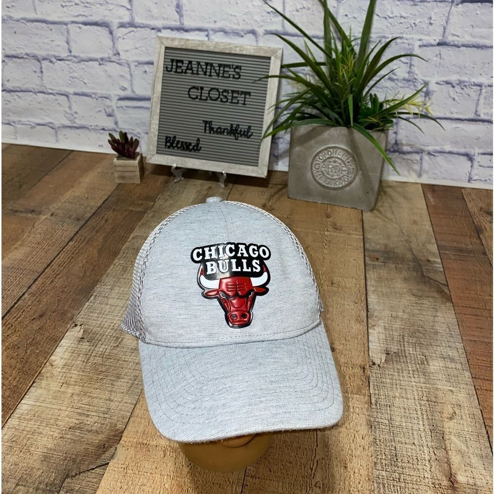 Ultra Game NBA Chicago Bulls Hat / Cap One Size Fits Most RARE